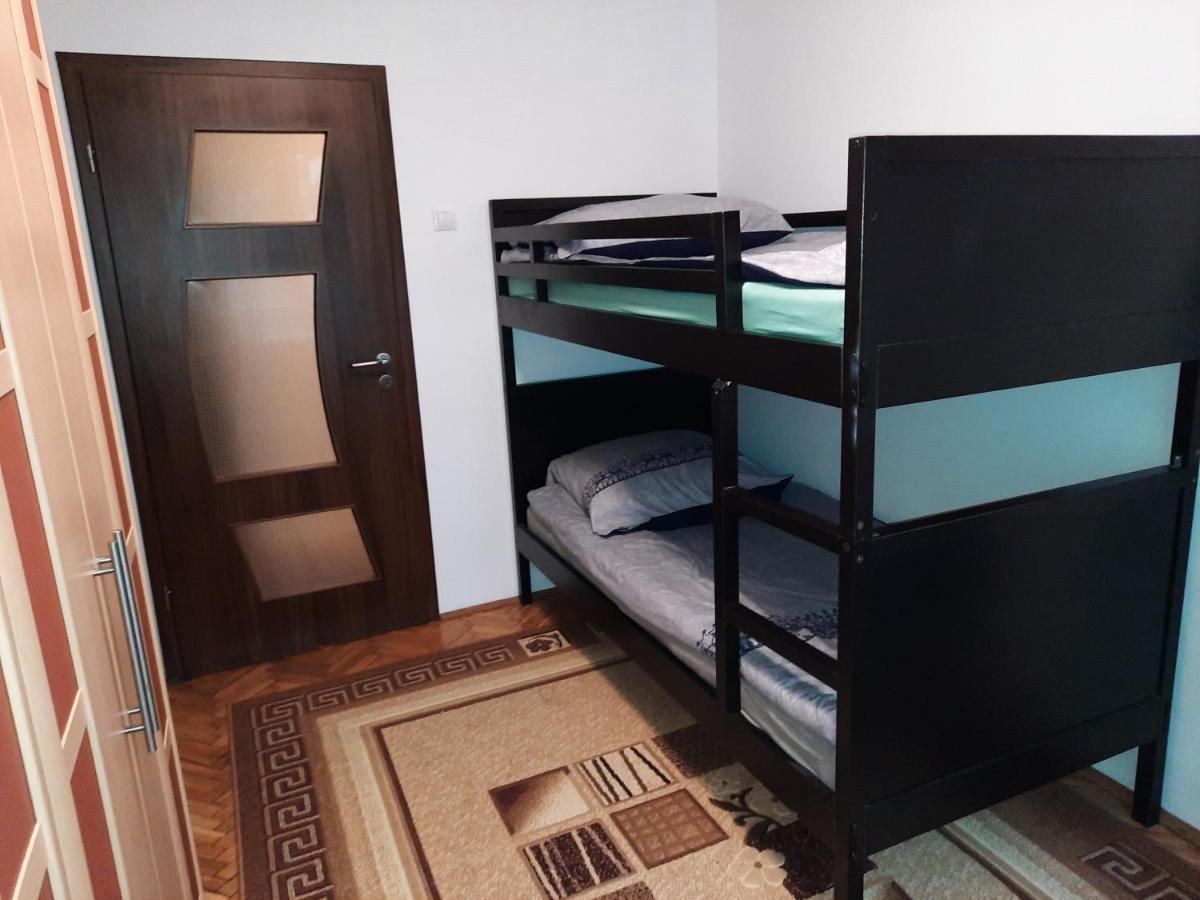 Cozy Three Rooms Apartment Kluż-Napoka Zewnętrze zdjęcie