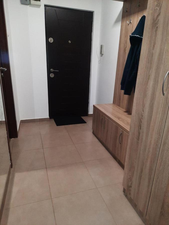 Cozy Three Rooms Apartment Kluż-Napoka Zewnętrze zdjęcie
